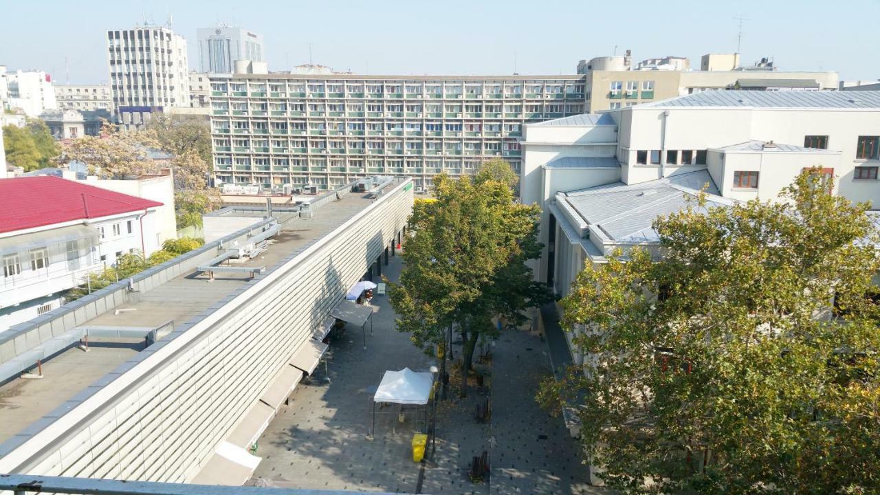 Central Luxury Flat With Terrace - Adela Accommodation - Ideal For Long Stays บูคาเรสต์ ภายนอก รูปภาพ
