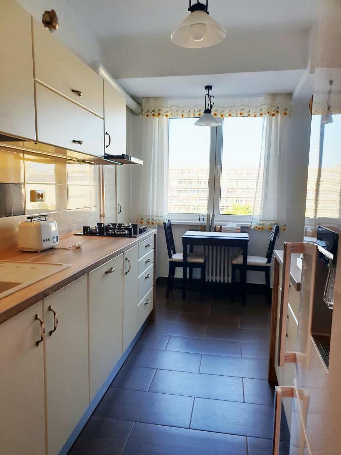 Central Luxury Flat With Terrace - Adela Accommodation - Ideal For Long Stays บูคาเรสต์ ภายนอก รูปภาพ